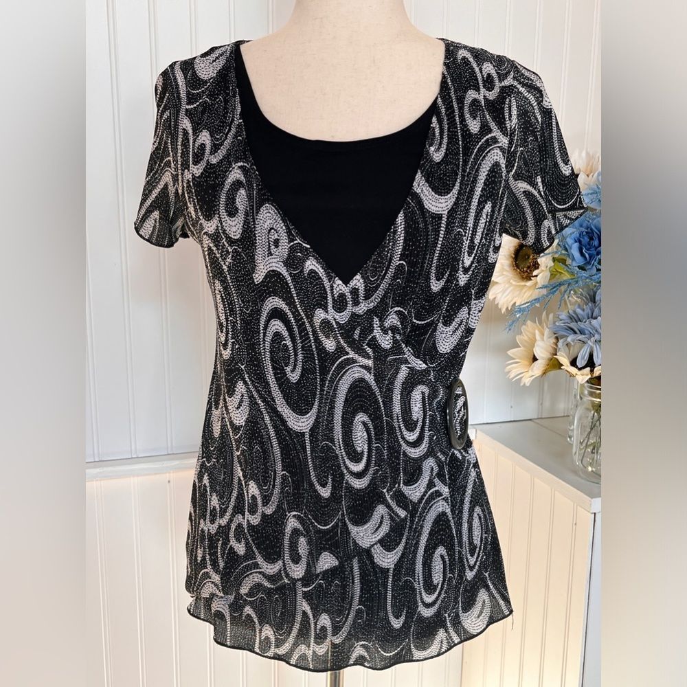 BOGO Notations Short Sleeve Black & Grey Faux Wrap Shirt Top Size Small